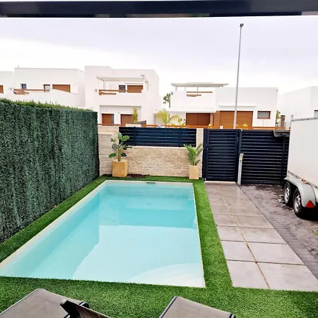 De Bamboo Villa