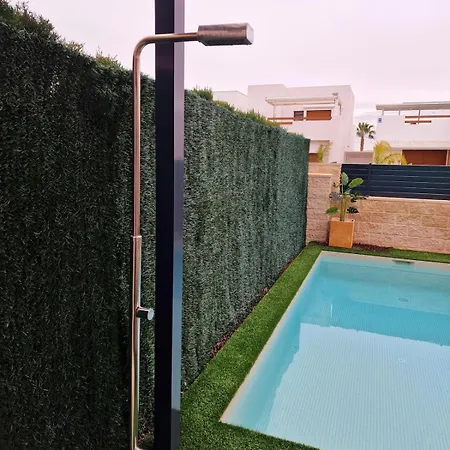 De Bamboo Villa Benijófar